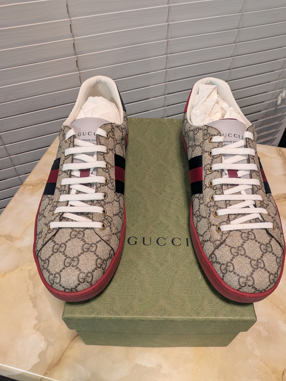 Gucci Men's GG Supreme Canvas Stripe Low-Top Sneakers - Beige/Red/Blue